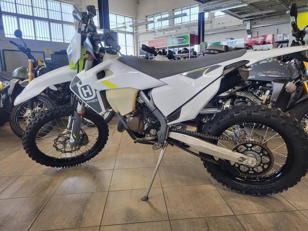 Husqvarna TE 150i (2023) (2)