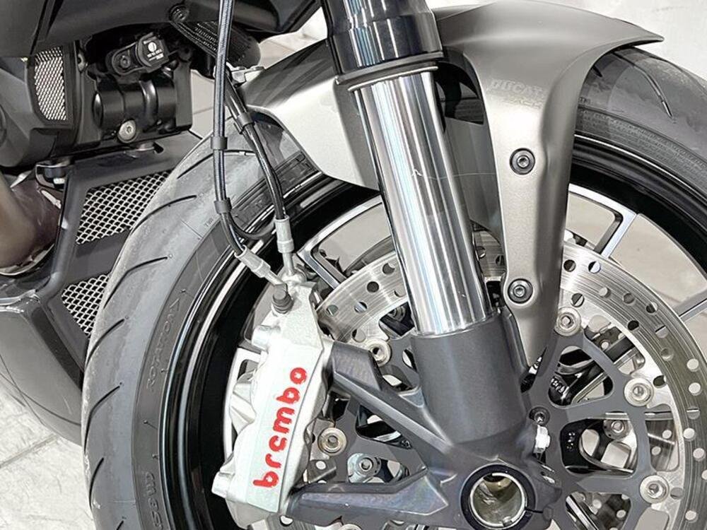 Ducati Diavel 1200 (2014 - 16) (4)