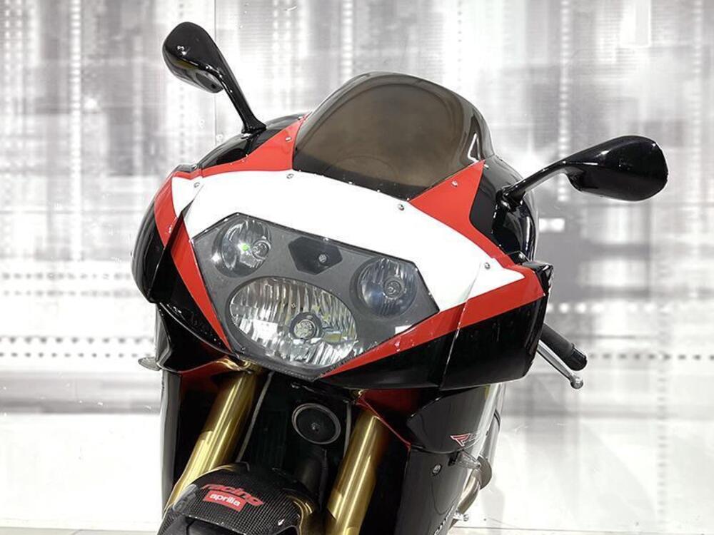 Aprilia RSV 1000 R (2000 -  01) (4)