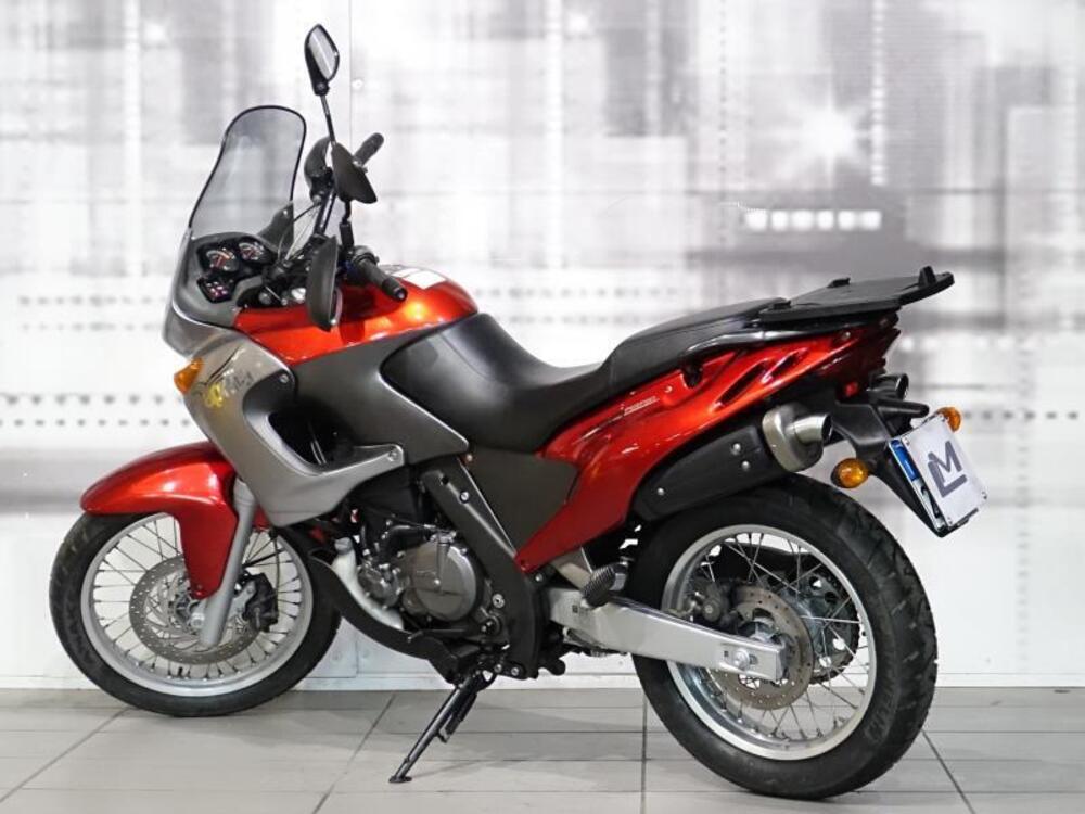 Aprilia Pegaso 650 IE (2001 - 02) (2)