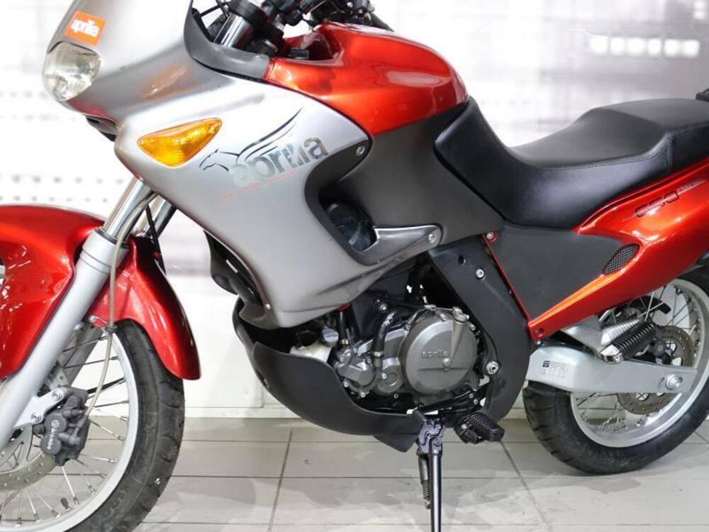 Aprilia Pegaso 650 IE (2001 - 02) (5)