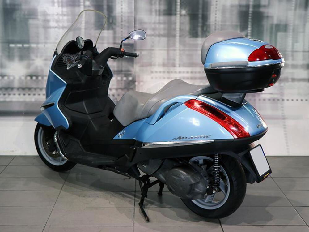 Aprilia Atlantic 500 (2003 - 04) (2)