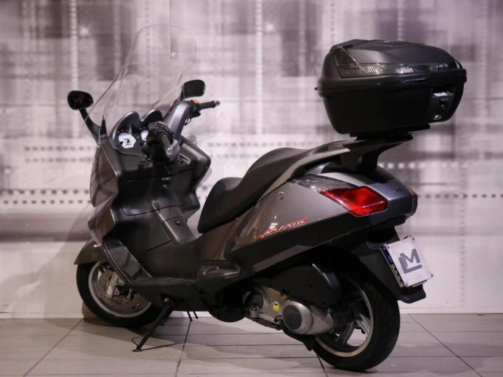 Aprilia Atlantic 300 (2010-14) (2)