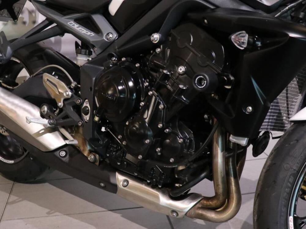 Triumph Street Triple ABS (2013 - 17) (3)