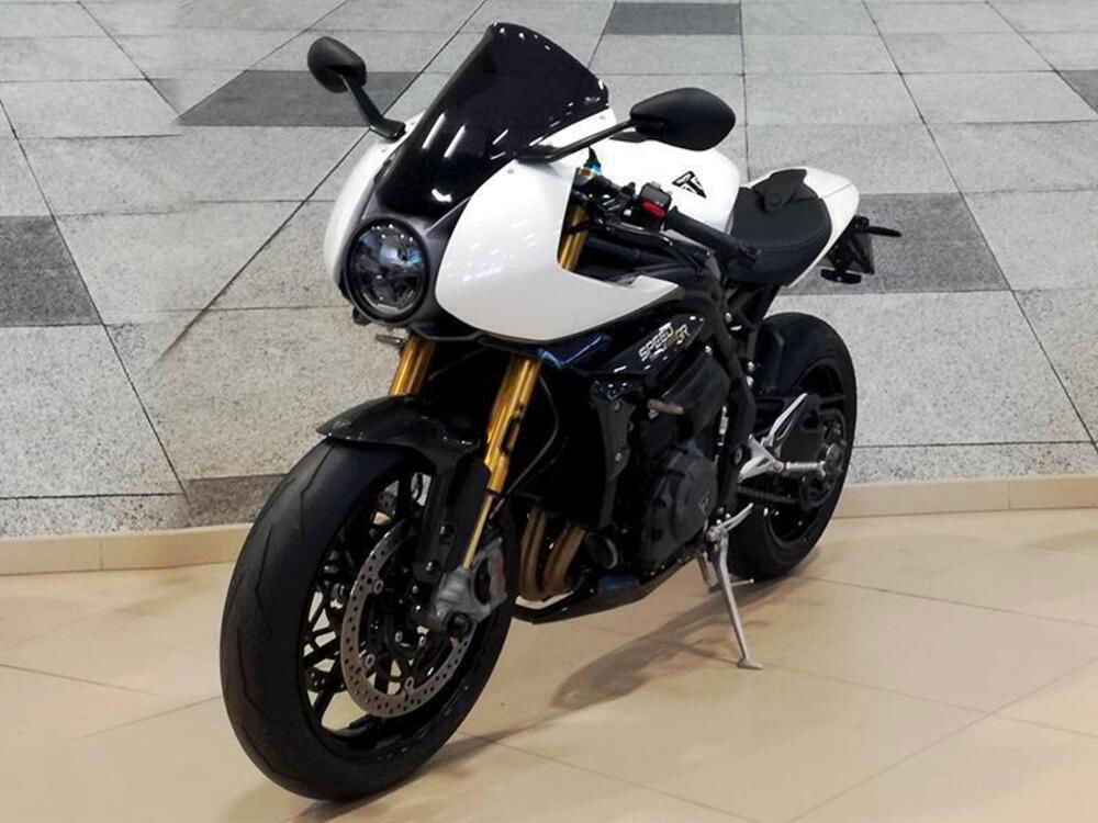 Triumph Speed Triple 1200 RR (2022 - 24) (2)