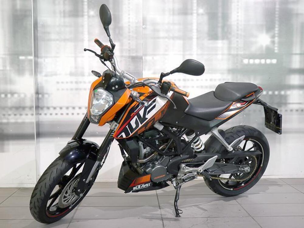 KTM 125 Duke (4)