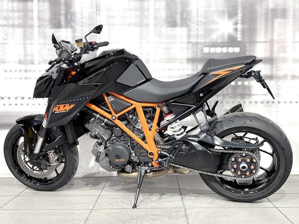 KTM 1290 Super Duke R ABS (2014 - 16) (2)