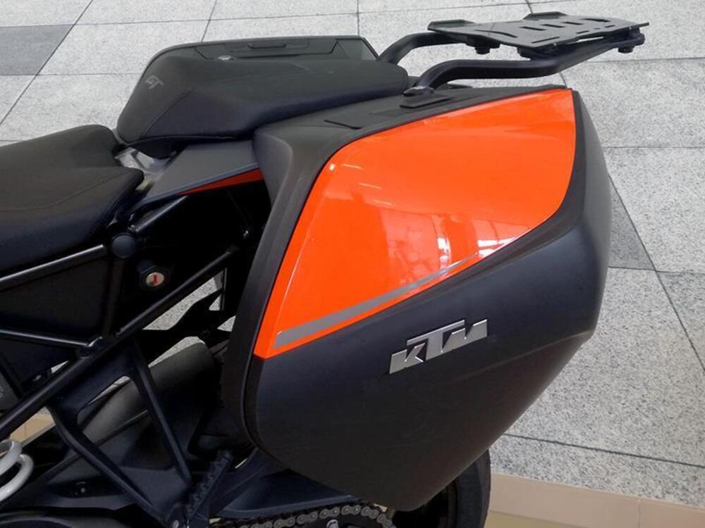 KTM 1290 Super Duke GT (2022 - 24) (5)