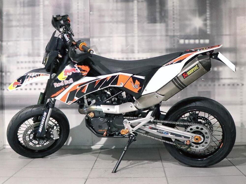 KTM 690 SMC (2008- 11) (2)