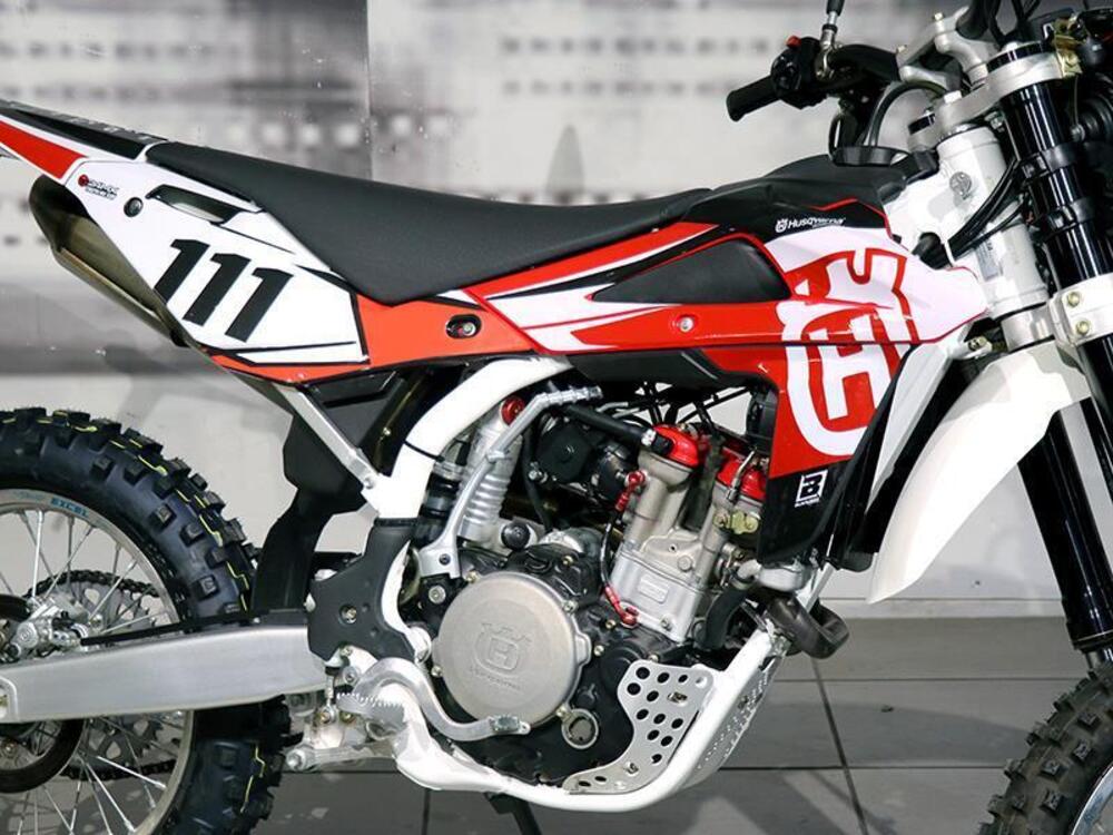 Husqvarna TE 250 i.e. (2008) (3)