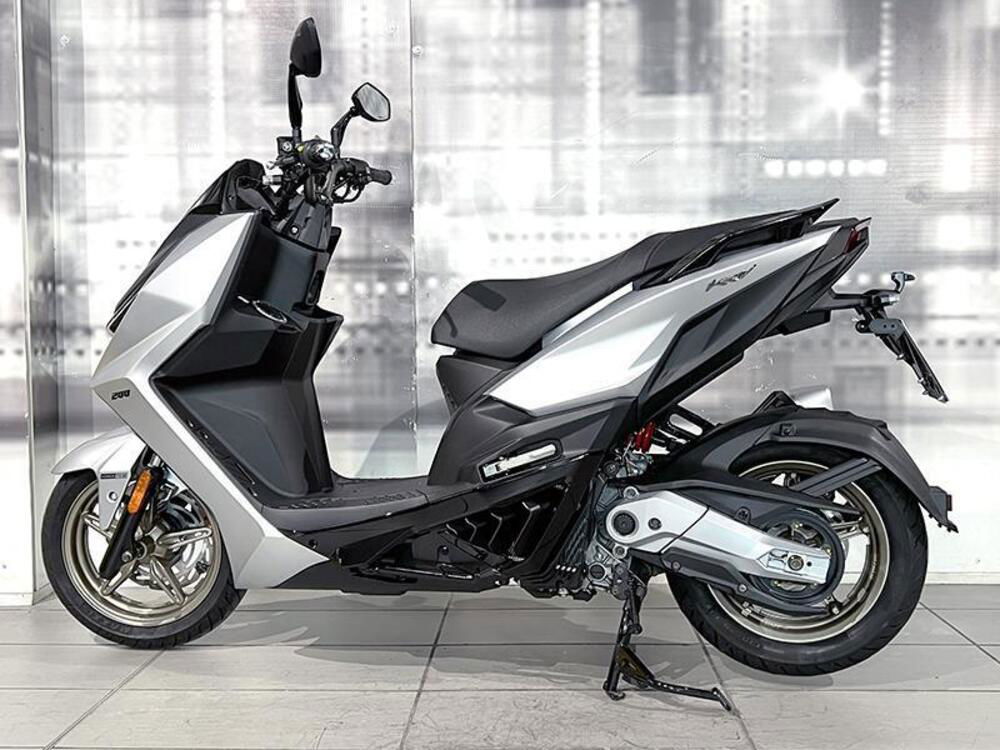 Kymco KRV 200 (2023 - 24) (2)