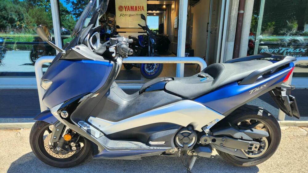 Yamaha T-Max 530 DX (2017 - 19) (2)