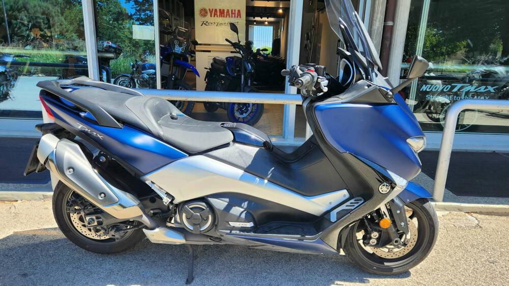 Yamaha T-Max 530 DX (2017 - 19) (4)