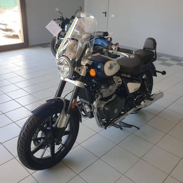 Royal Enfield Super Meteor 650 (2023 - 24) (2)