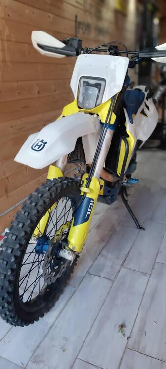 Husqvarna 701 Enduro (2022) (2)