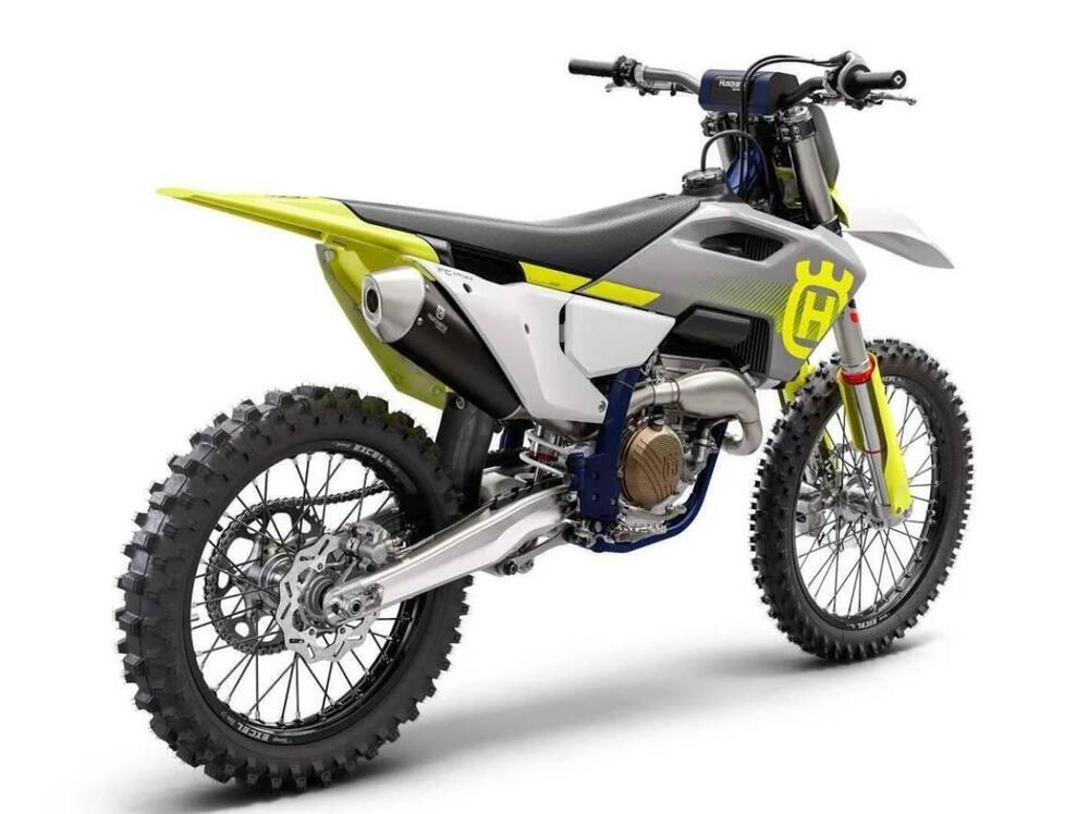 Husqvarna FC 250 (2024) (3)