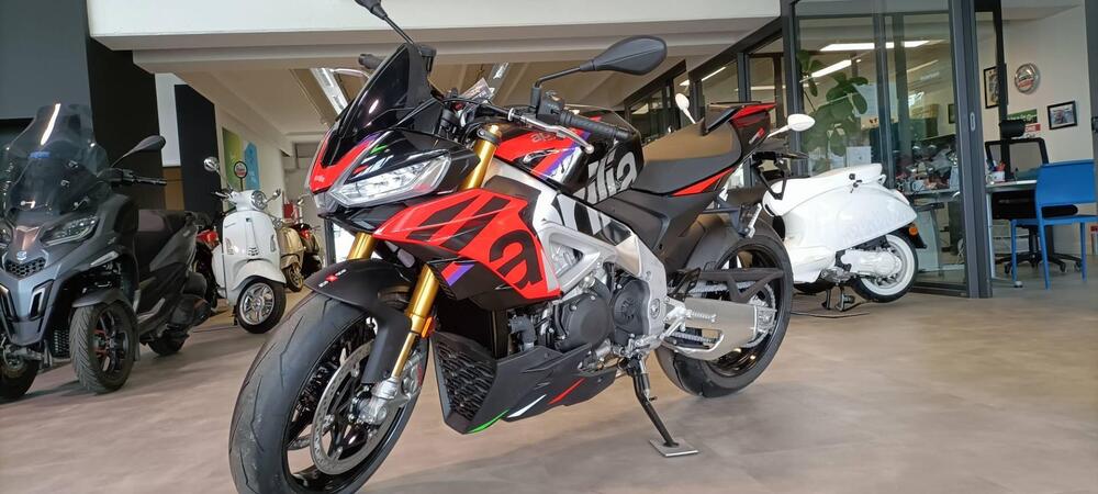 Aprilia Tuono 1100 V4 Factory (2021 - 24) (3)