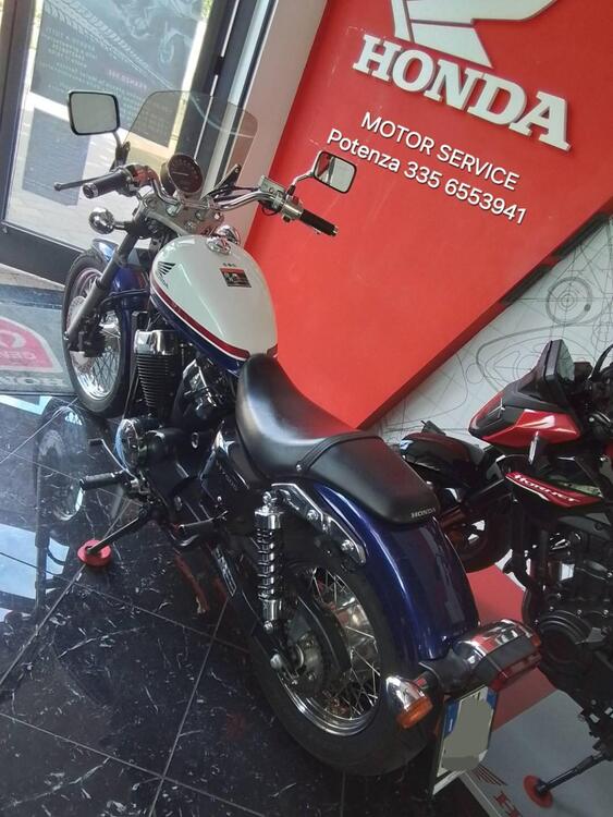 Honda VT 750 Shadow Spirit (2)