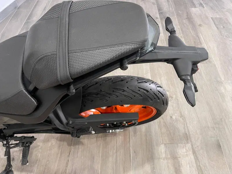 KTM 125 Duke (2024 - 25) (13)