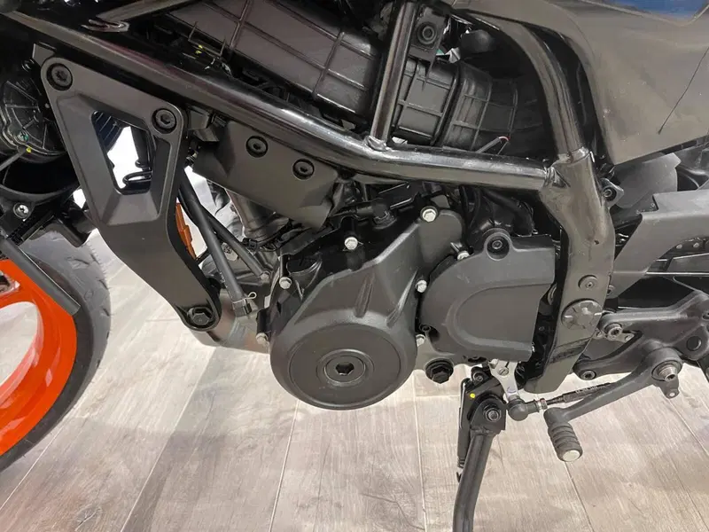 KTM 125 Duke (2024 - 25) (14)