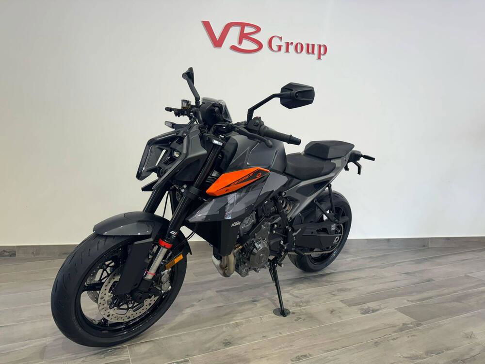 KTM 990 Duke (2024) (2)