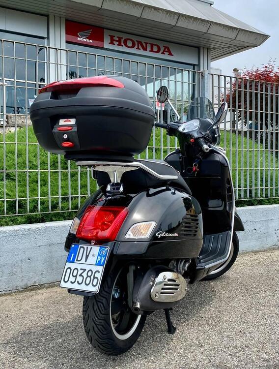 Vespa GTS 300 (2010 - 14) (4)