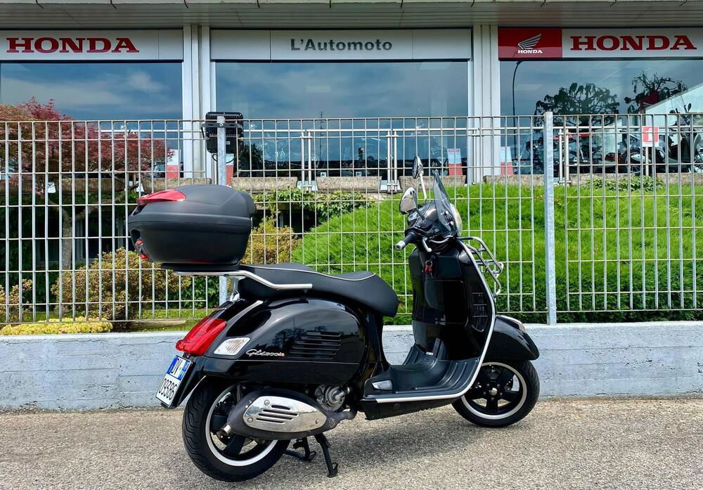 Vespa GTS 300 (2010 - 14) (5)