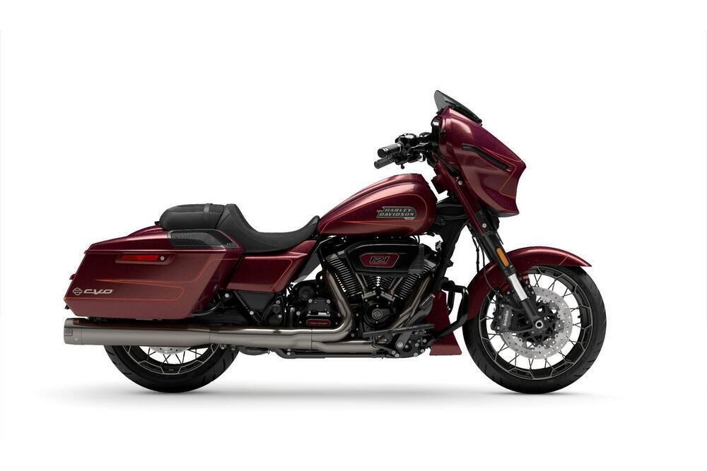 Harley-Davidson CVO Street Glide (2024)