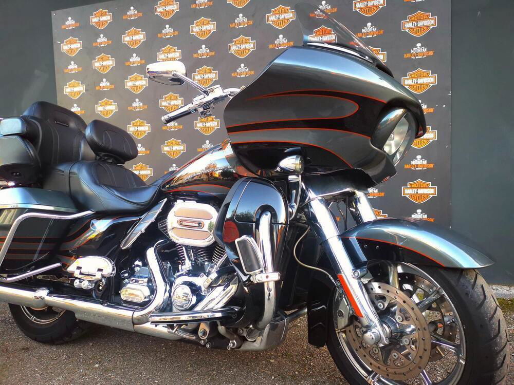Harley-Davidson 1800 Road Glide Ultra (2014 - 16) - FLTRUSE (3)