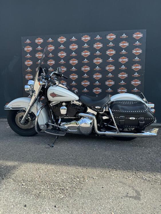 Harley-Davidson 1450 Heritage Classic (1999 - 02) - FLSTC