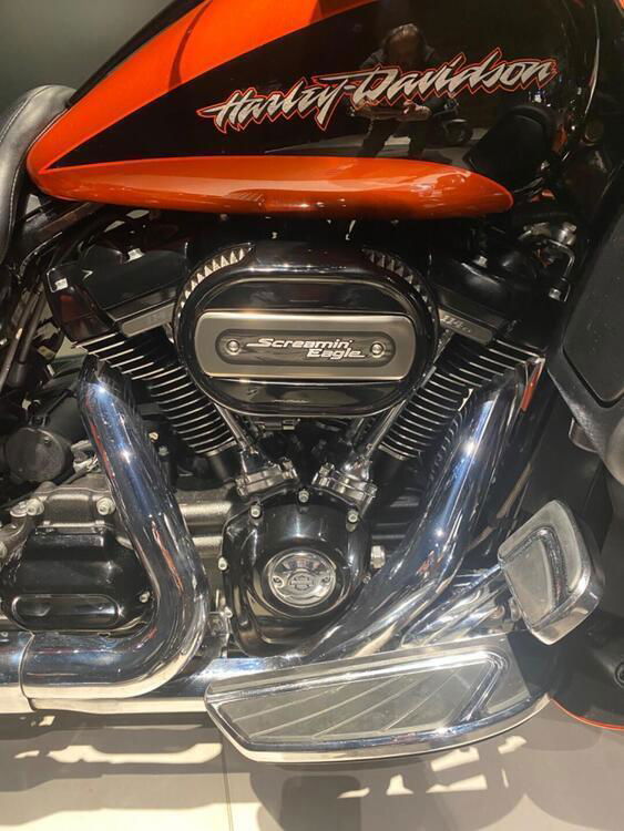 Harley-Davidson 110 Street Glide (2016) - FLHXSE (4)