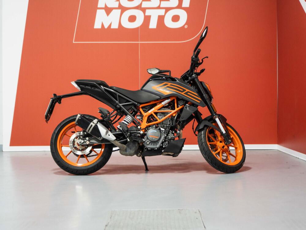 KTM 125 Duke (2021 - 23) (2)