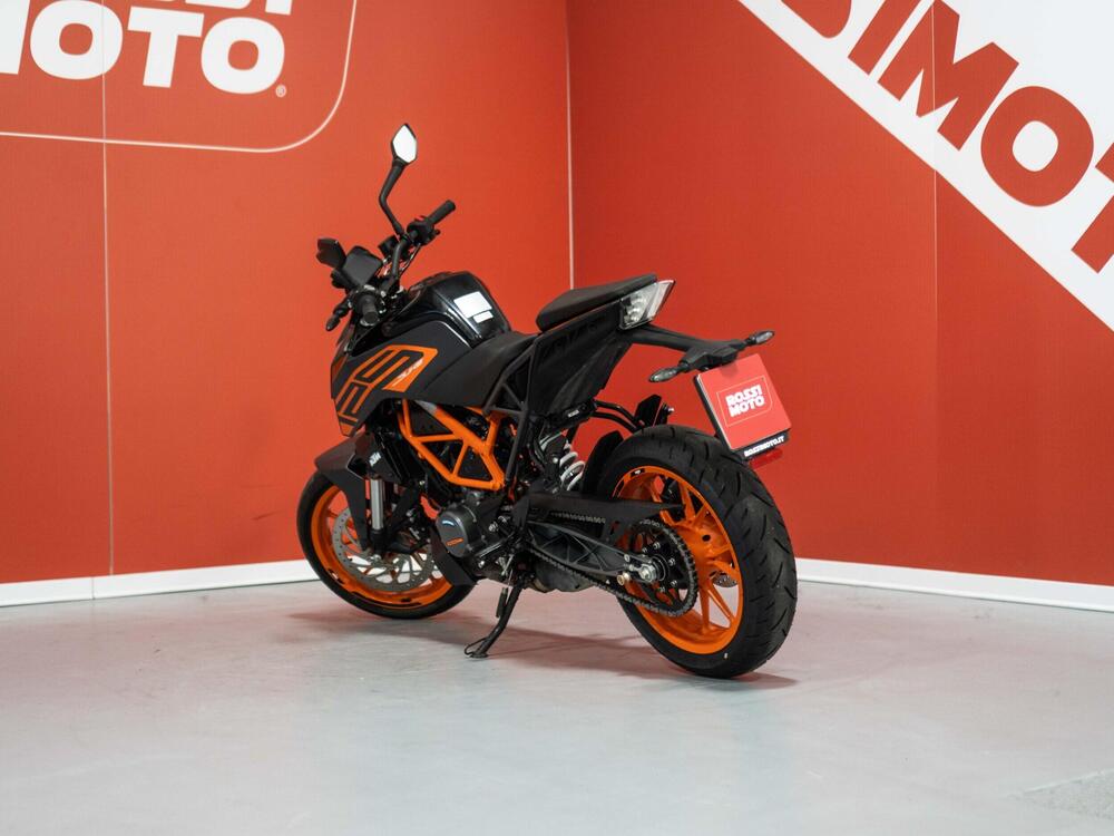 KTM 125 Duke (2021 - 23) (5)