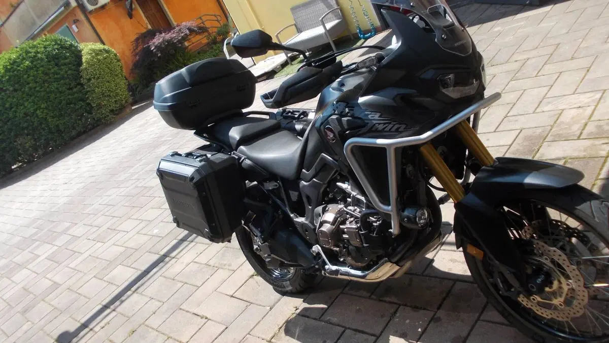 Honda Africa Twin CRF 1000L DCT ABS Travel Edition (2016 - 17) (8)