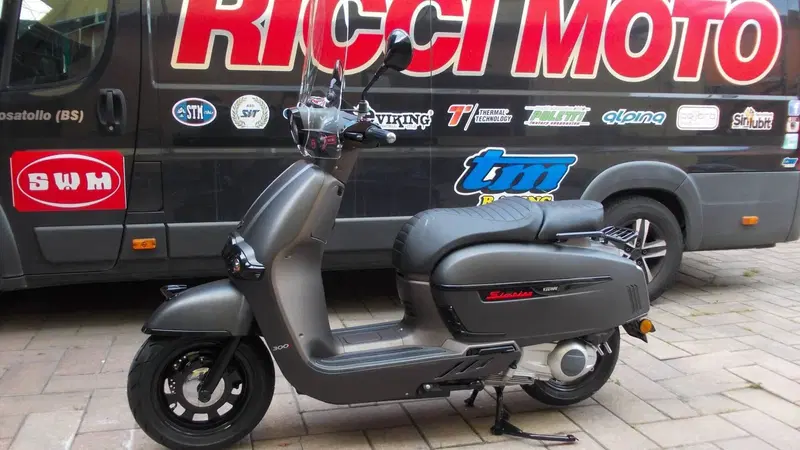 Keeway Motor Sixties 300i (2023 - 25)
