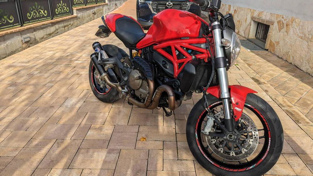 Ducati Monster 821 ABS (2014 - 17) (5)