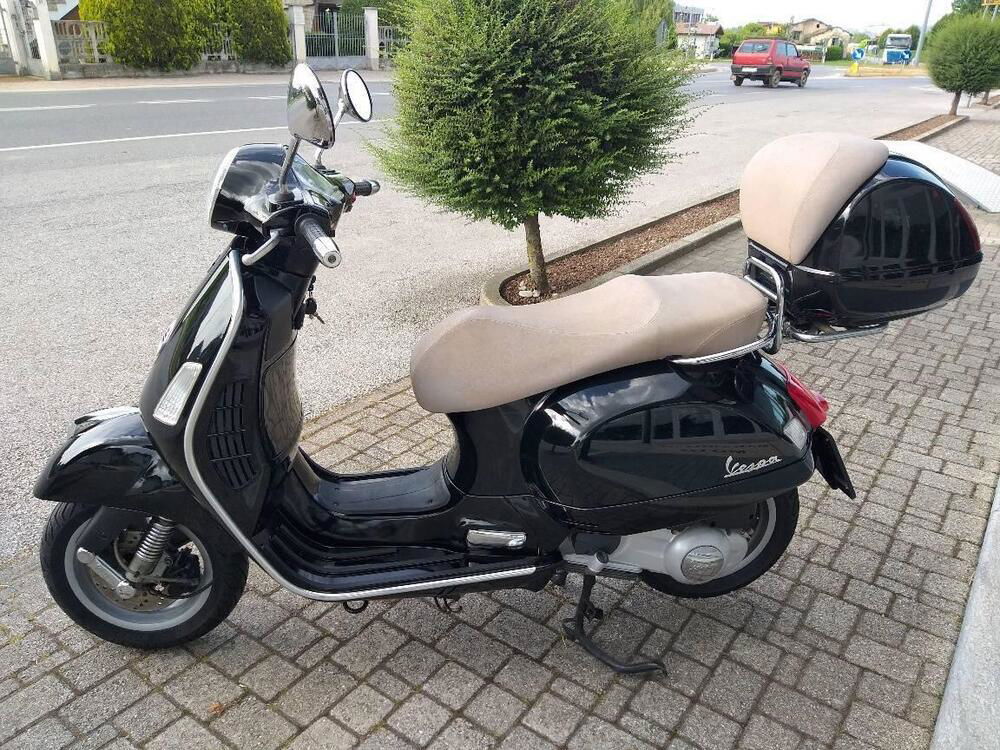 Vespa GTS 250 i.e. (3)