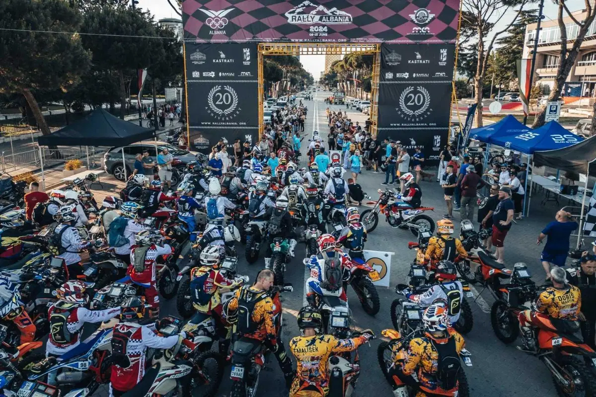 Rally-Raid. Un Super Pietri, Kove, vince l’Albania del ventennale (42)