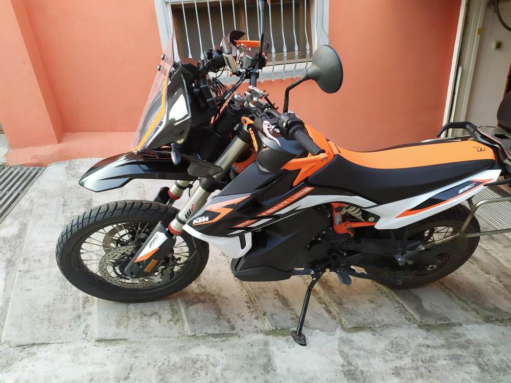 KTM 890 Adventure R (2021) (4)