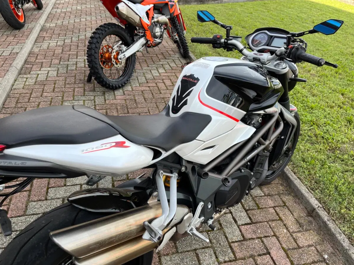 MV Agusta Brutale 1090 RR (2009 - 15) (14)