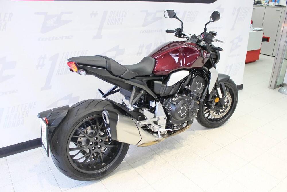 Honda CB 1000 R (2021 - 24) (2)