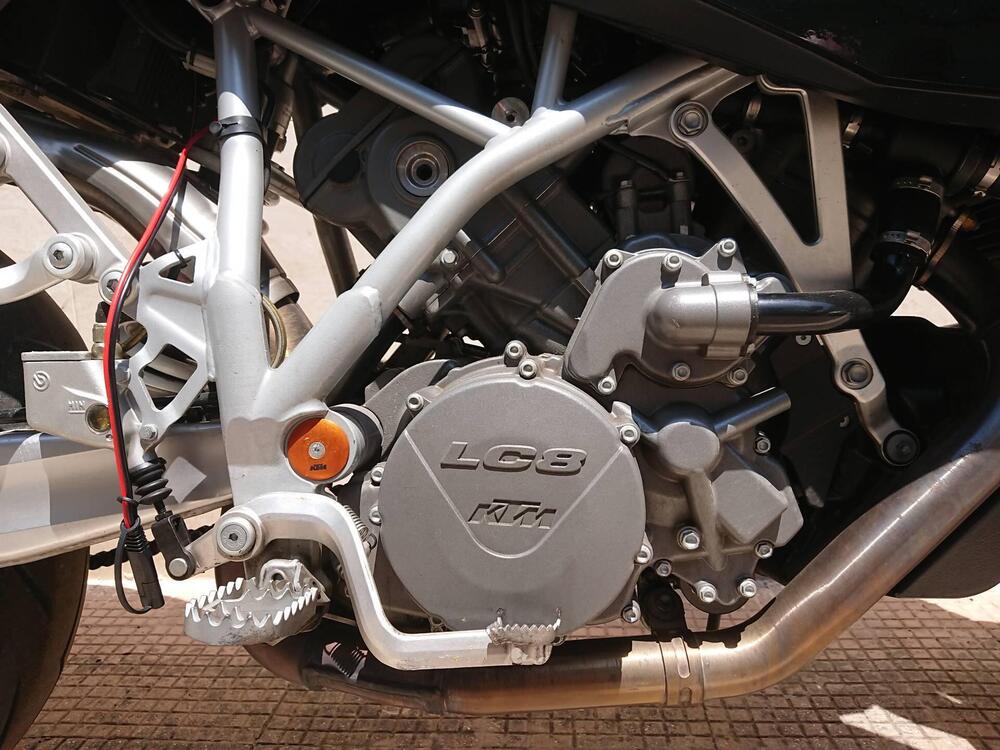 KTM 950 Supermoto (2006 - 08) (2)