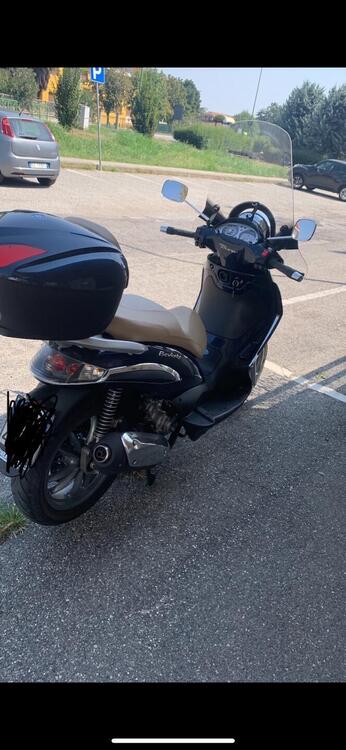 Piaggio Beverly 300 i.e. (2010 - 16)