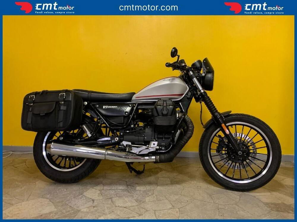 Moto Guzzi V9 Roamer (2016 - 18)