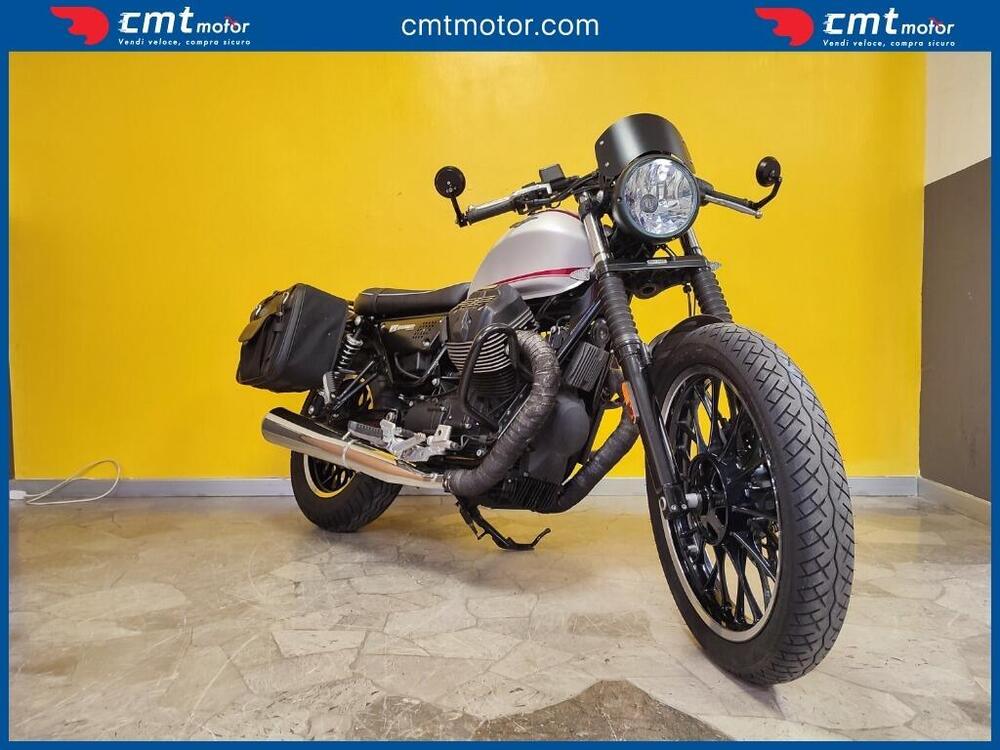 Moto Guzzi V9 Roamer (2016 - 18) (3)