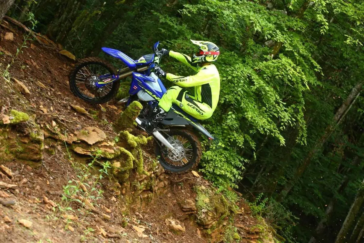 TEST gamma Sherco 2025: equilibrio e versatilità [VIDEO] (2)