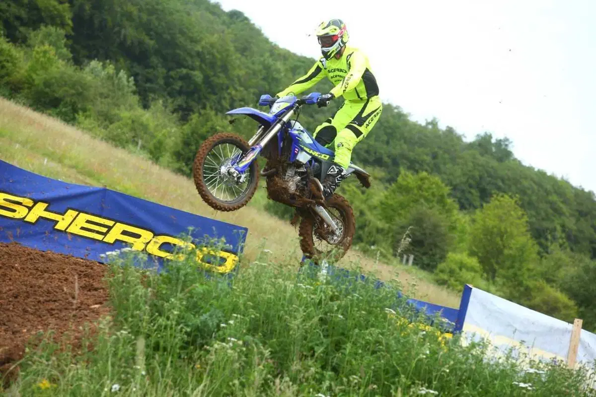 TEST gamma Sherco 2025: equilibrio e versatilità [VIDEO] (11)