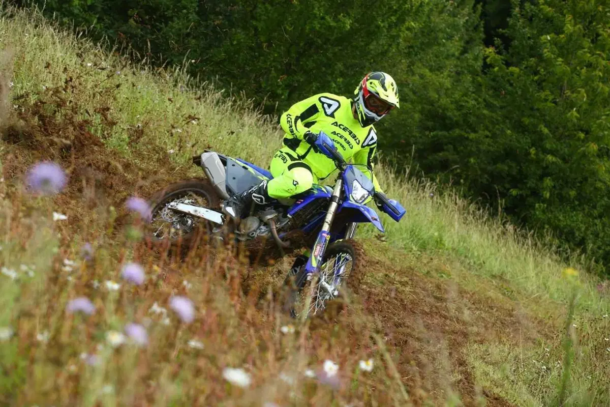 TEST gamma Sherco 2025: equilibrio e versatilità [VIDEO] (18)