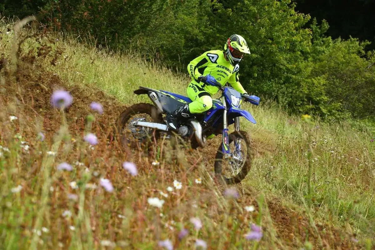 TEST gamma Sherco 2025: equilibrio e versatilità [VIDEO] (20)