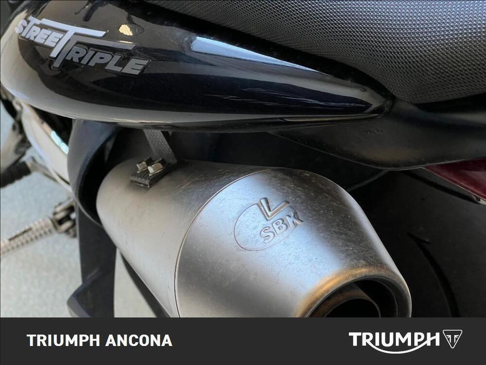 Triumph Street Triple (2007 - 12) (4)